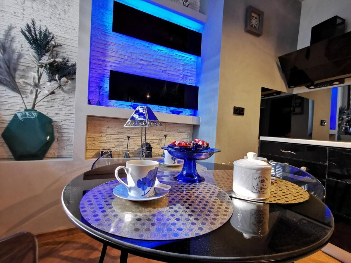 Crystal Central Apartment Braşov Buitenkant foto