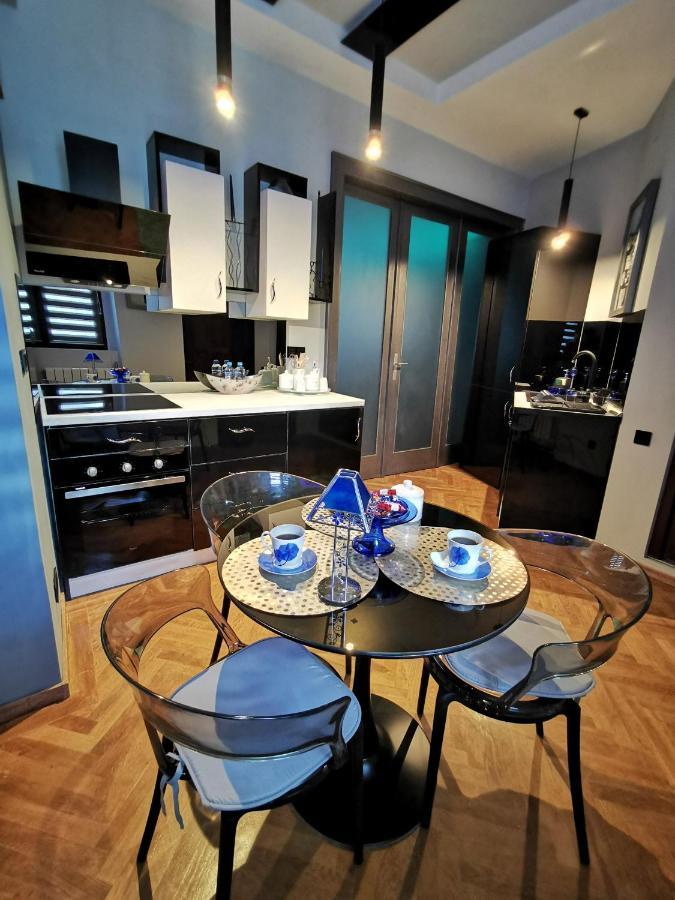 Crystal Central Apartment Braşov Buitenkant foto