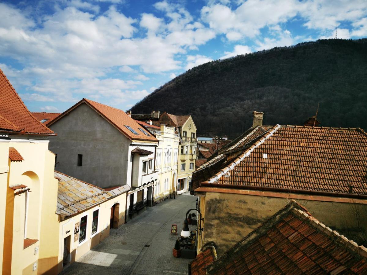 Crystal Central Apartment Braşov Buitenkant foto