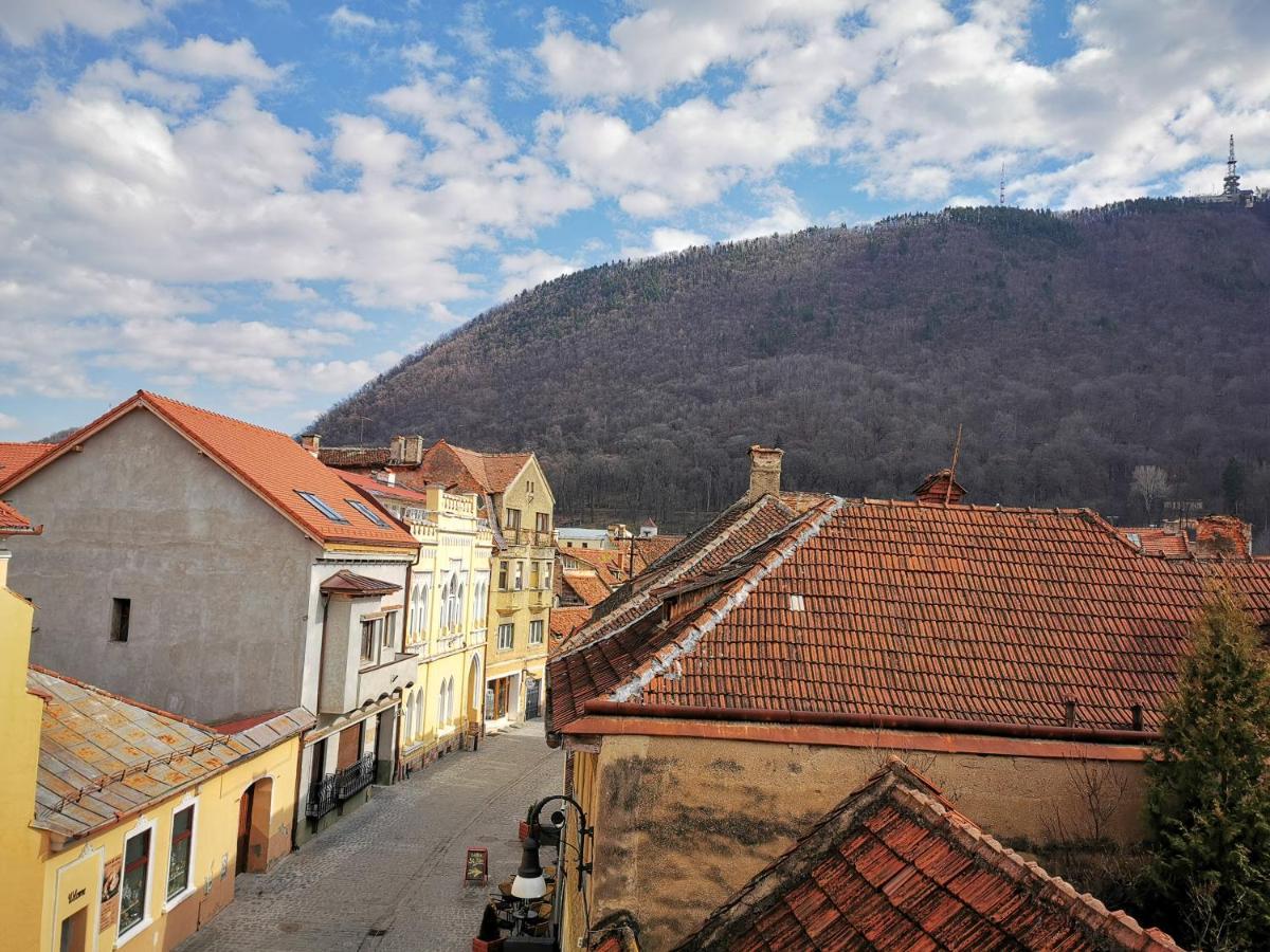 Crystal Central Apartment Braşov Buitenkant foto